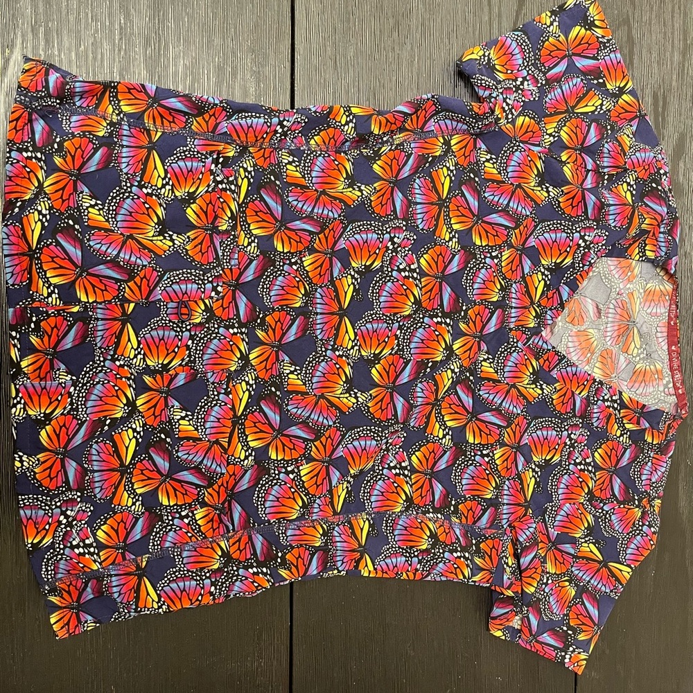 Scrub top - Picture 4 of 4